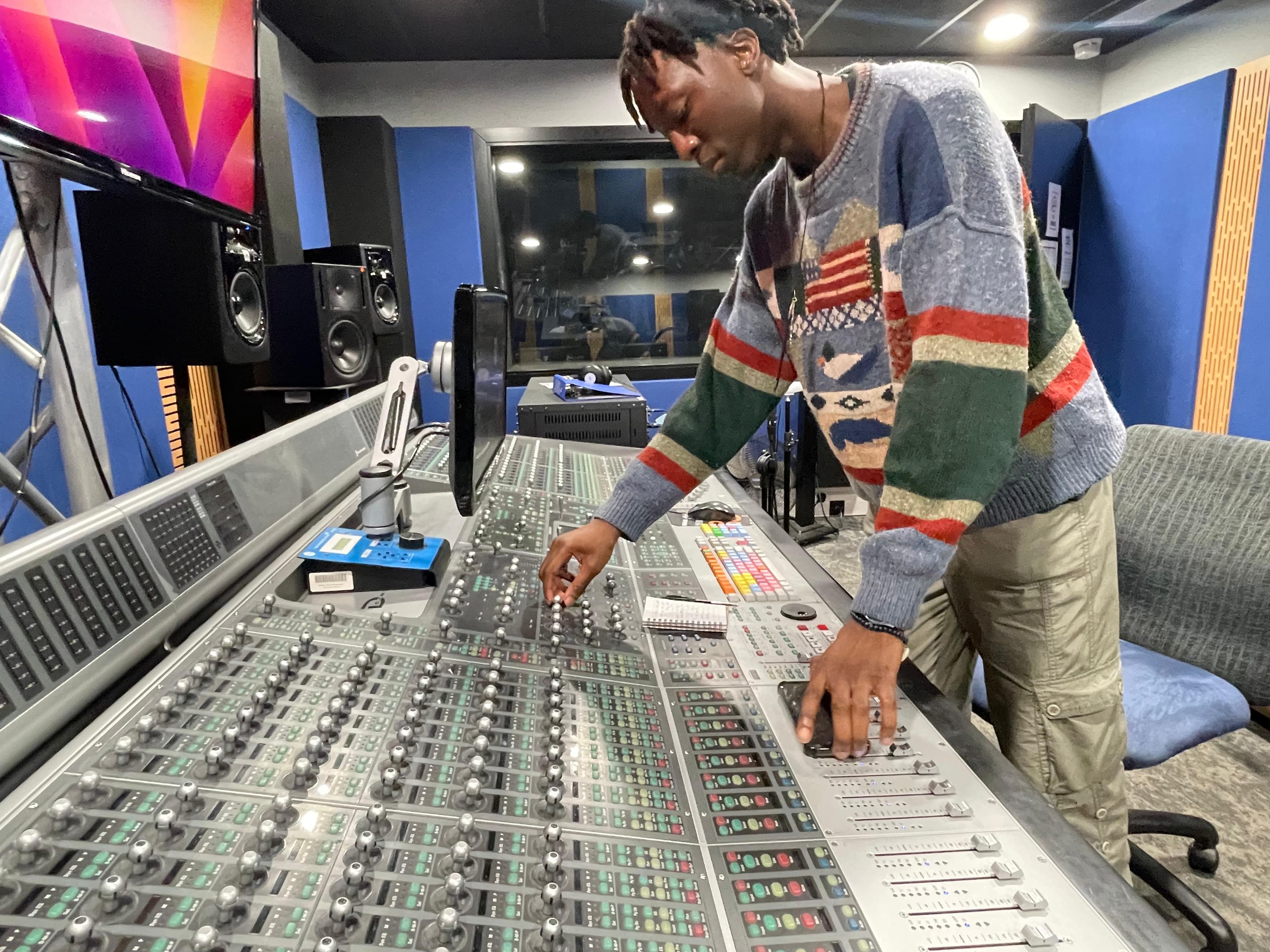 Mas genesis on the 1s and 2s together with the 3s and 4s,