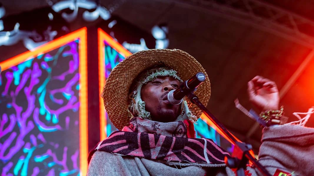 A Shepherd Took Over the City Last Night